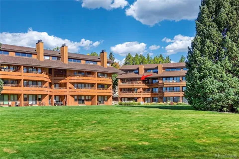 605 Lake Front Road #15
