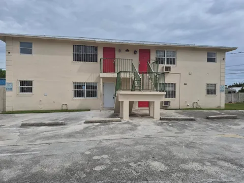 944 W 10TH STREET #1