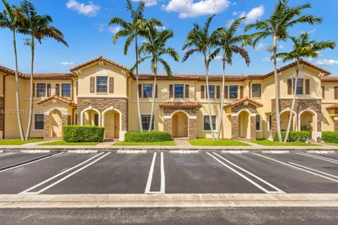 600 SE 32nd Ave
