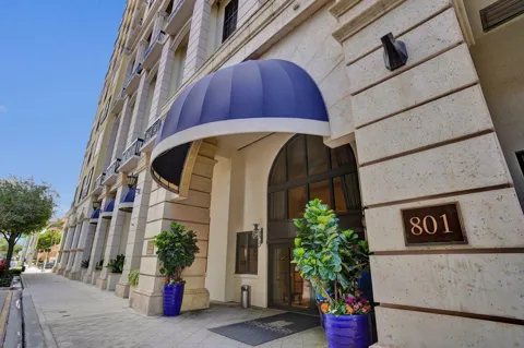 801 S Olive Avenue #225
