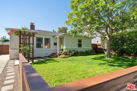 3945 Lyceum Avenue