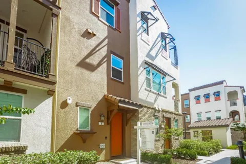 2729 Ginoso Court #6