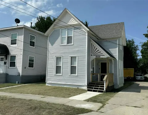 1119 Pine Street