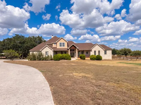 302 Saddletree Lane