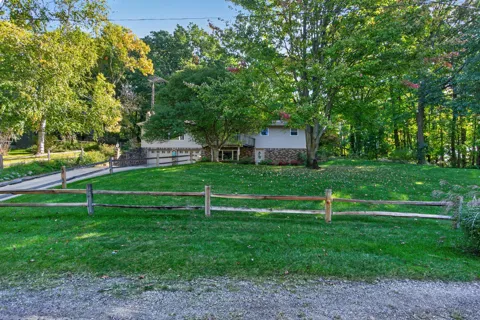 105 Southwood Drive