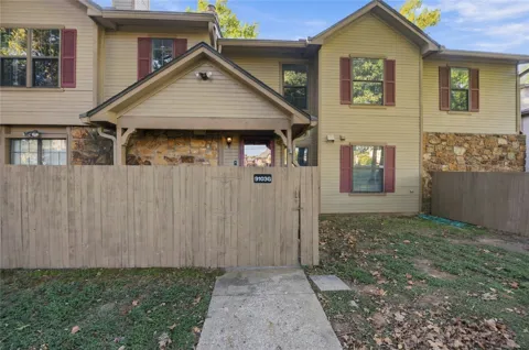 9103 S Urbana Avenue #3G