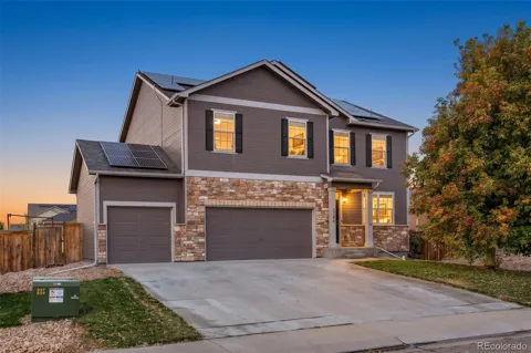 3746 Torch Lily Street