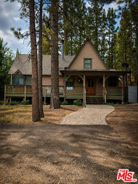 40179 Esterly Lane