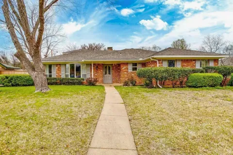 2426 Nottingham Place