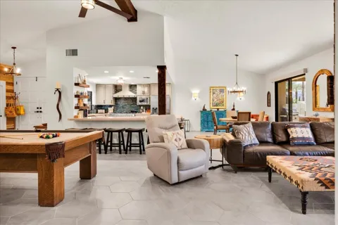 49455 Avenida Club La Quinta