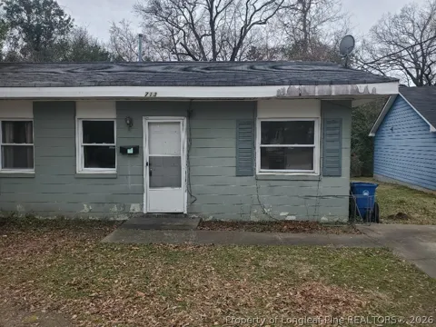 713 Italy Street