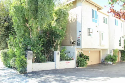 5317 Coldwater Canyon Avenue #D