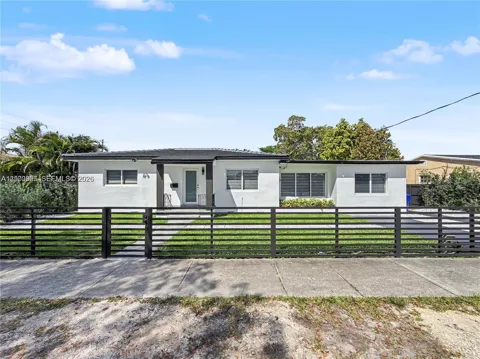 1530 SW 24th Ave