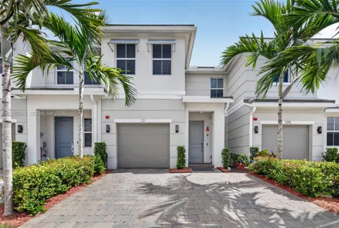 121 SW 170th Ave