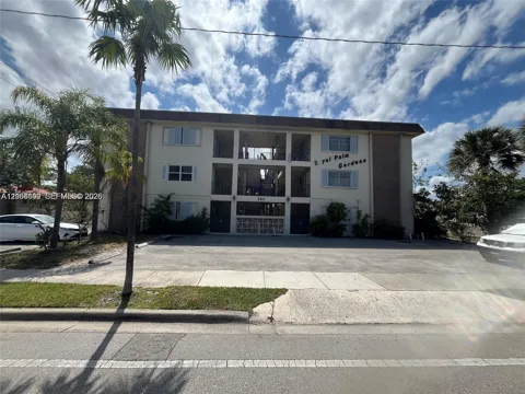 348 S Federal Hwy #24
