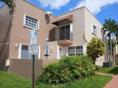 1925 SW 118th Ct #138