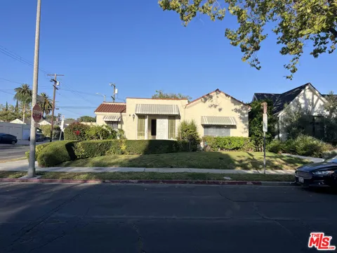 758 Mansfield Avenue