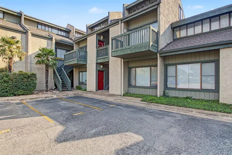 601 Nelray Boulevard #17