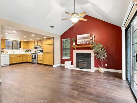 50848 Smoke Tree Trail