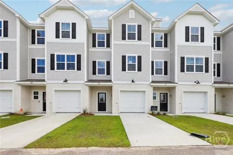 111 Annoula Way