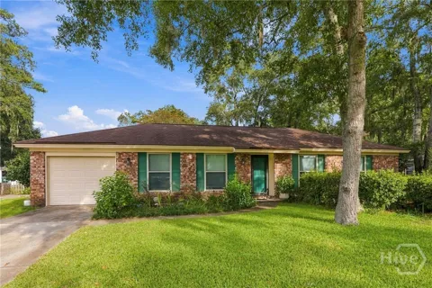 611 Leaning Oaks Drive