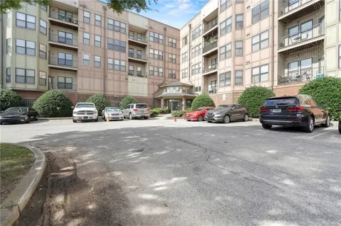 898 Oak Street #1105