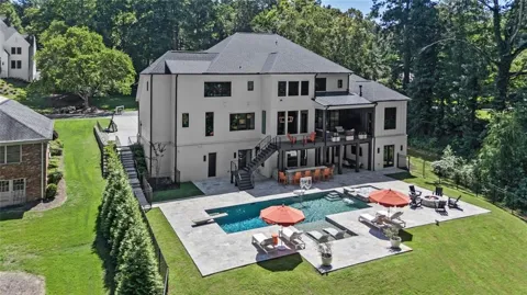 575 Indian Hills Parkway NE