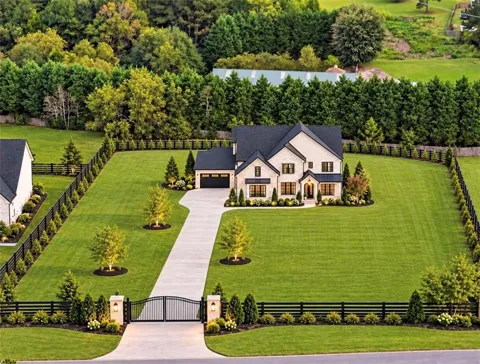 1736 Lee Peters Road