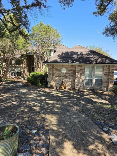 141 Urbine Circle