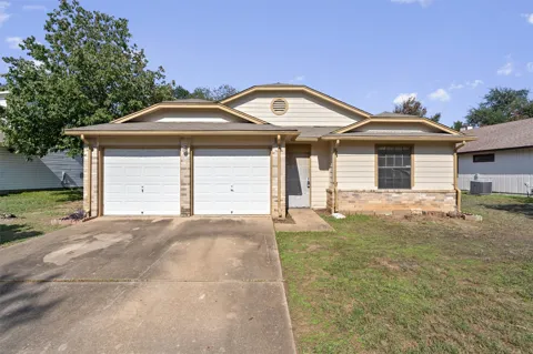 2614 Aylesbury Lane