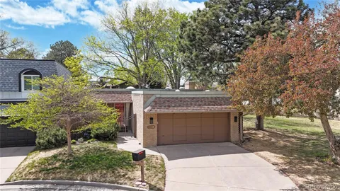 153 S Vance Court