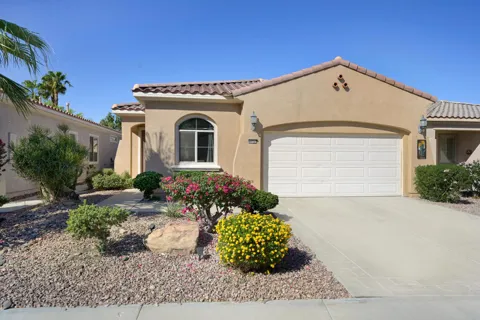 40767 Calle Los Osos