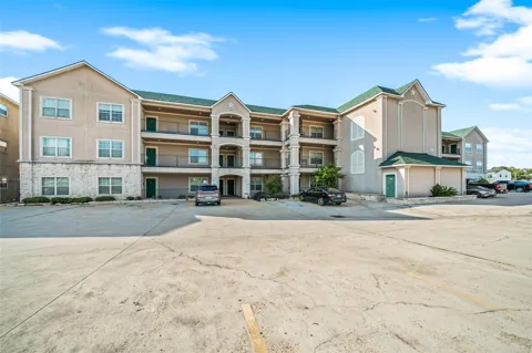 7037 Kingston Cove #114