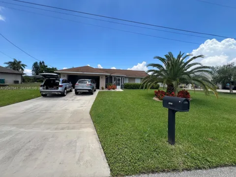 3207 1st PL