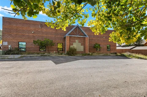 451 Forest Edge Road