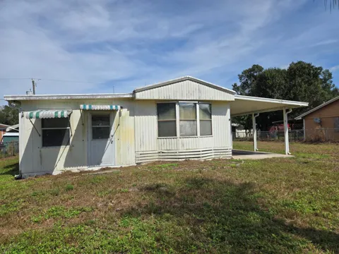 4209 SE 23RD COURT