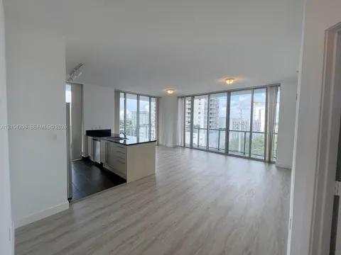 79 SW 12th St #1001-S