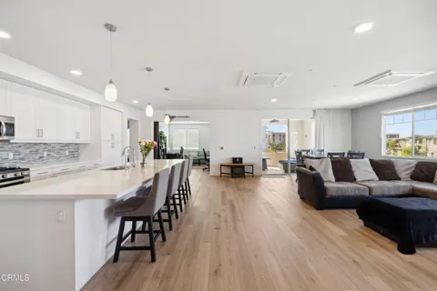 2800 Wagon Wheel Road #304