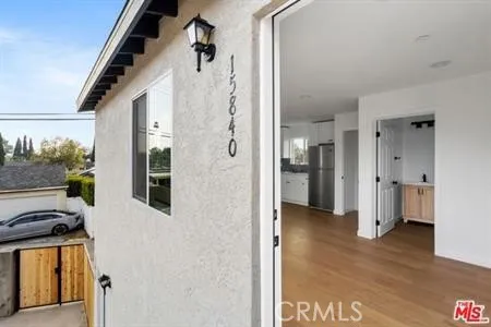 15840 Chatsworth