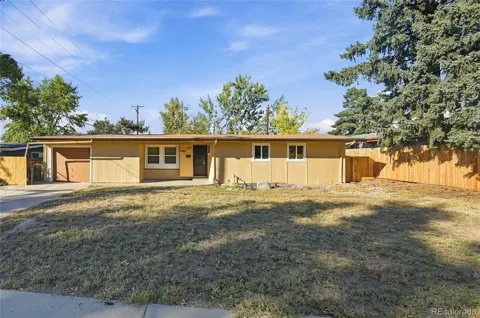 1631 W Prentice Avenue