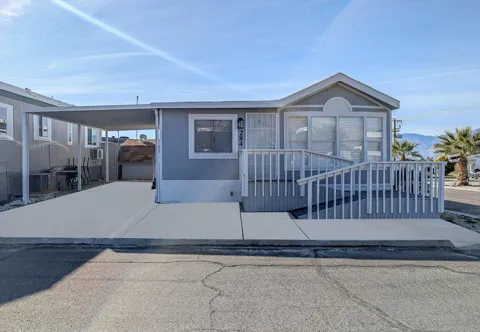 70200 Dillon Road #284
