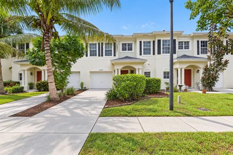 4102 Emerald Vista #4102