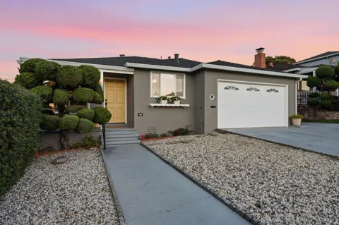 122 Sherwood Way