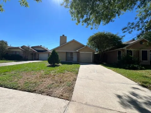 9311 Crescent Moon Drive