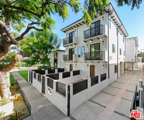 904 S Shenandoah Street