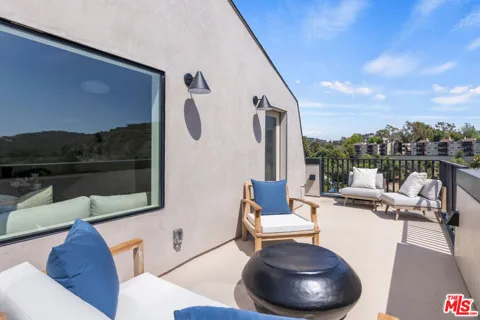 172 S Avenue 58
