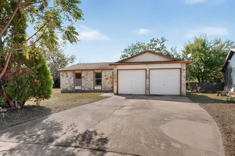 7506 Calumet Cove