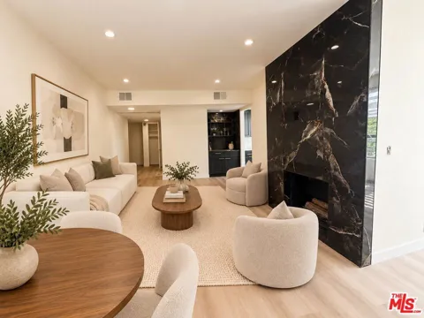 1833 Fairburn Avenue #206