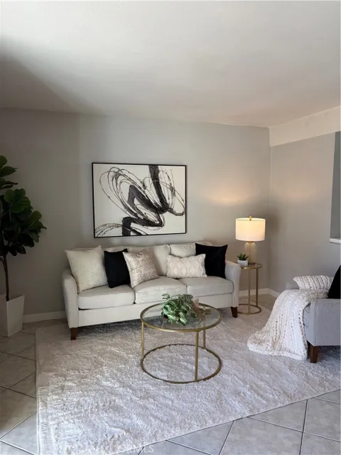 23351 La Glorieta #C
