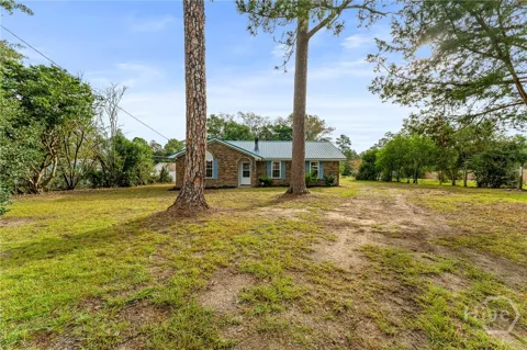 525 Carolyn St.
